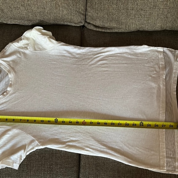 Bnwot Classic White T-Shirt by Michael Stars - Picture 8 of 9